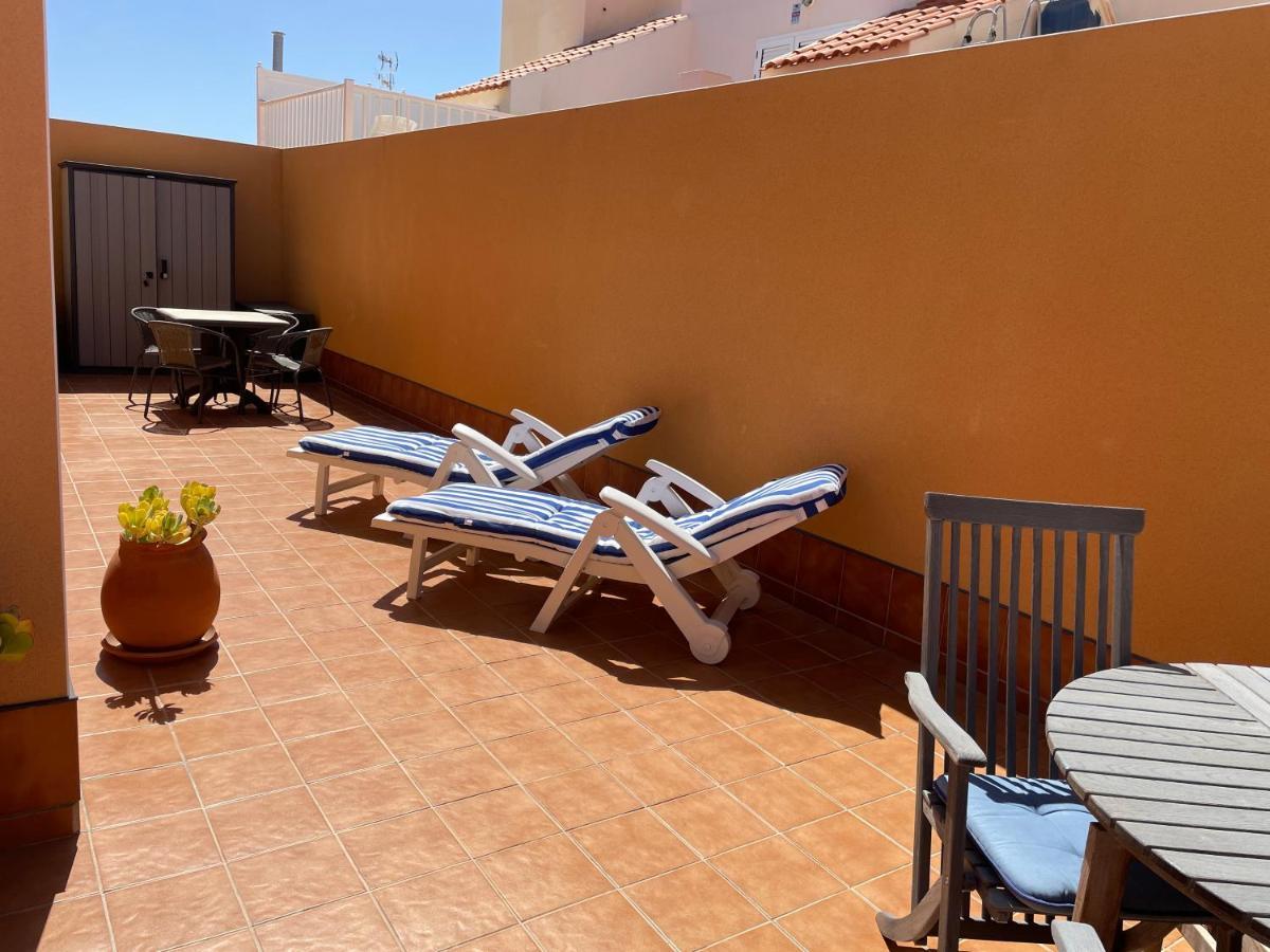 1 Bedroom Apartment In The Center Of Caleta De Fuste Bagian luar foto