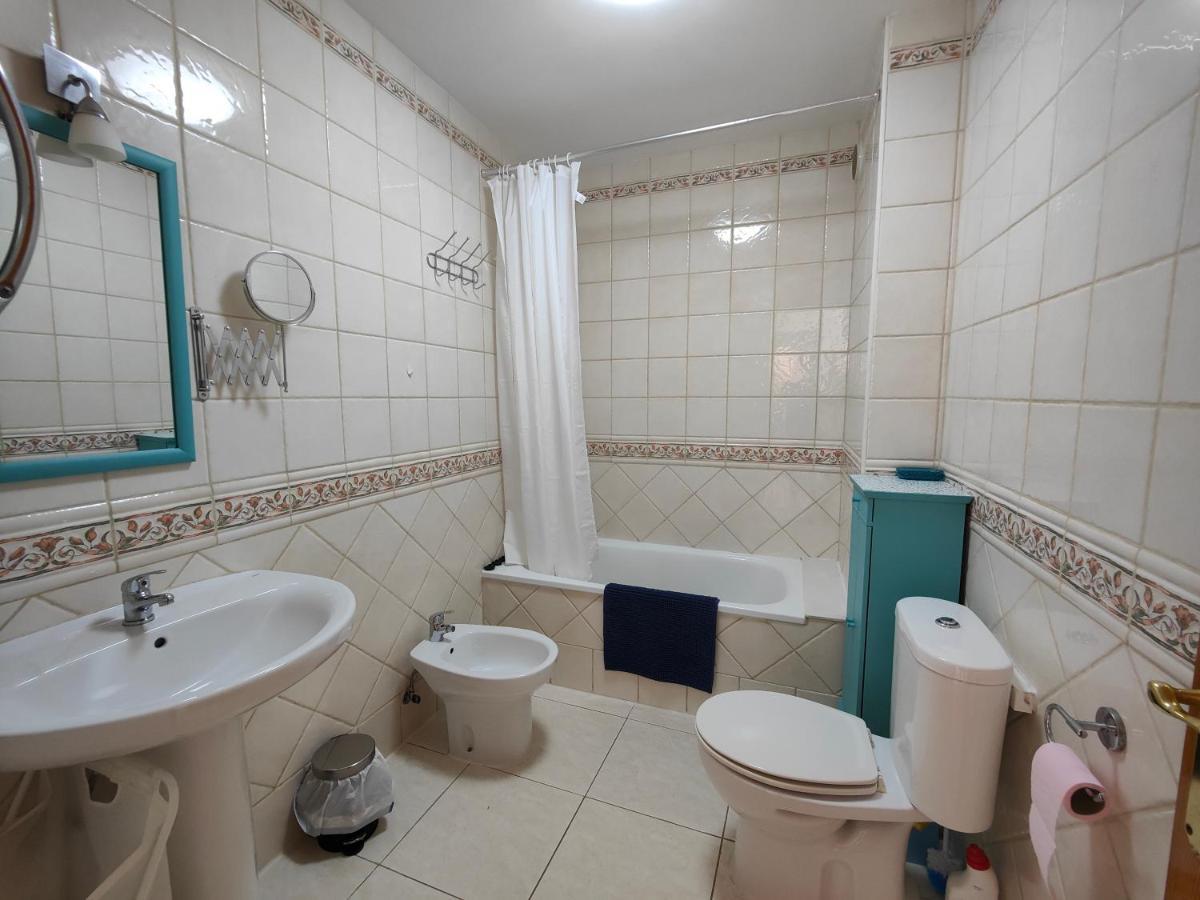 1 Bedroom Apartment In The Center Of Caleta De Fuste Bagian luar foto